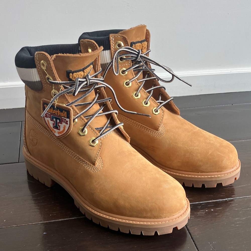 TIMBERLAND MEN'S HERITAGE 6 WP BOOT WHEAT NUBUCK W/ BLACK TRIM SIZE 7